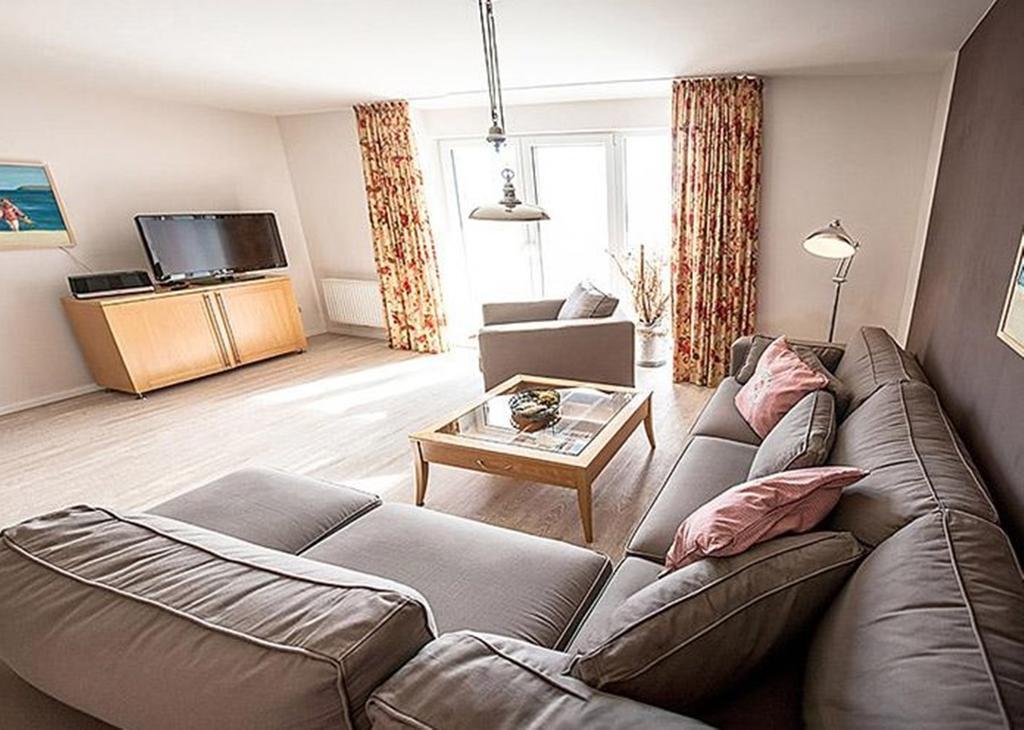 Ferienwohnung Aalfaenger Breege Ruang foto